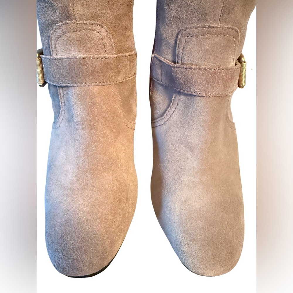 Lucca Lane NWOT Sz 5 Stunning Suede Tan Over the Knee Zippered Boots (SH 012) - Picture 4 of 10